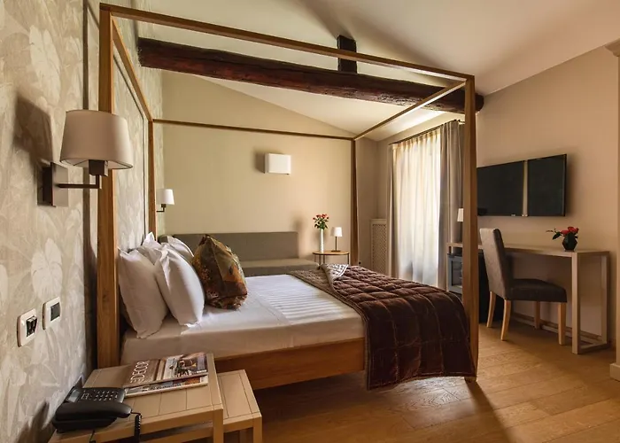 Hotell Porta San Mamolo 4*