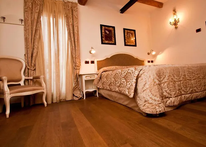 Porta San Mamolo 4* Bologna