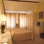 ポルタ サンマモーロ 4* ボローニャ