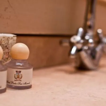 Porta San Mamolo Hotel